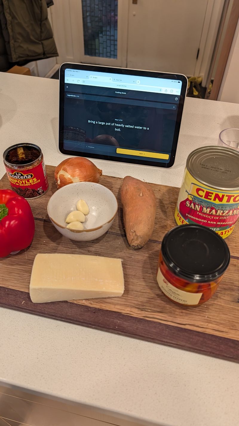 Scraps cooking mode on iPad with ingredients